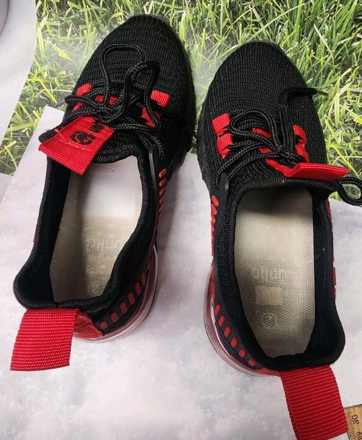 Ecko Unltd Black/Red Lace Up Lightweight Breathable Sneakers Boys