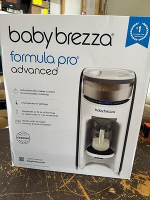 Baby Brezza Formula Pro Advanced Formula Dispenser + Bottle Maker Machine