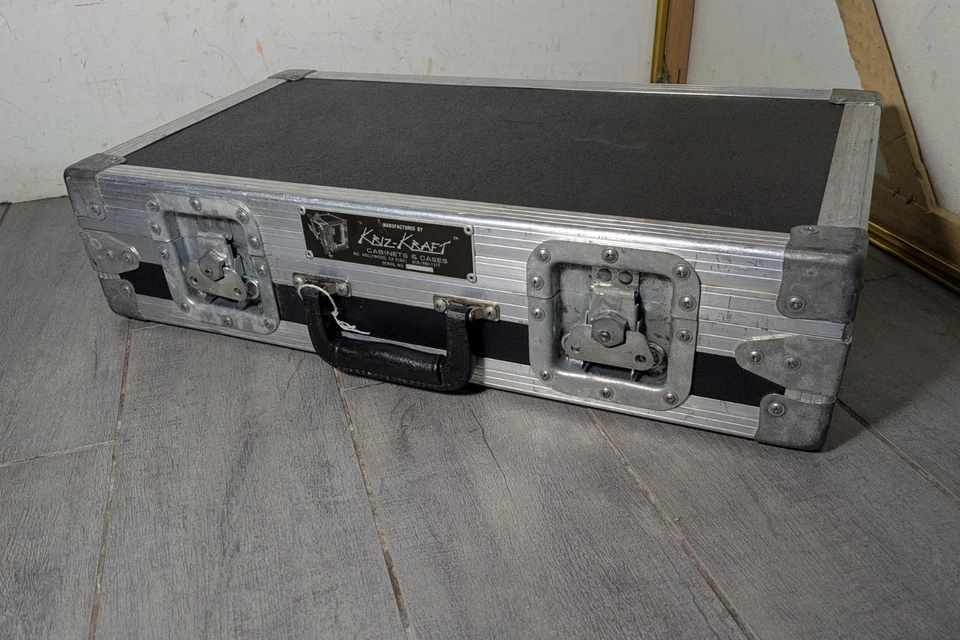 Kriz Kraft ATA Flight Road Case Briefcase for Synthesizer Audio Equipment - Image 3 of 4