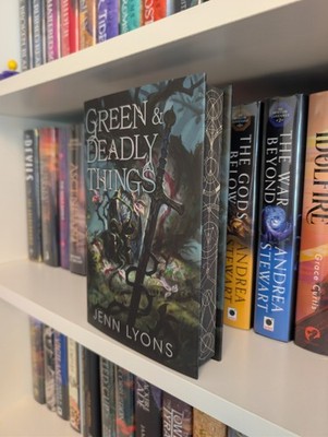 Broken Binding Signed - Green & Deadly Things   Jenn Lyons - SF&F Sub