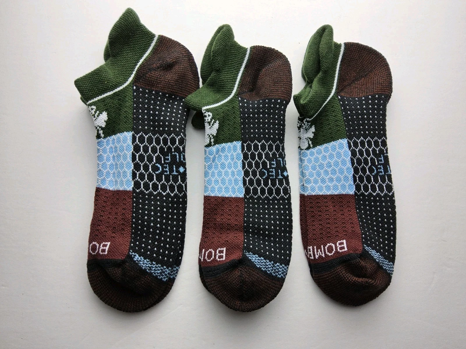 Bombas Hex-Tec Golf Athletic Ankle Socks Lot Of 3 Pairs Size M