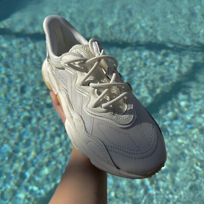 【ADIDAS】Originals OZWEEGO Shoes Amazon.com | adidas Originals Ozweego Mens Running Trainers