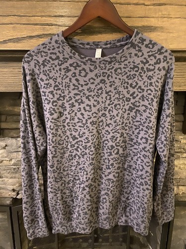 Athleta Pure Luxe Leopard Print Sweatshirt Size X 