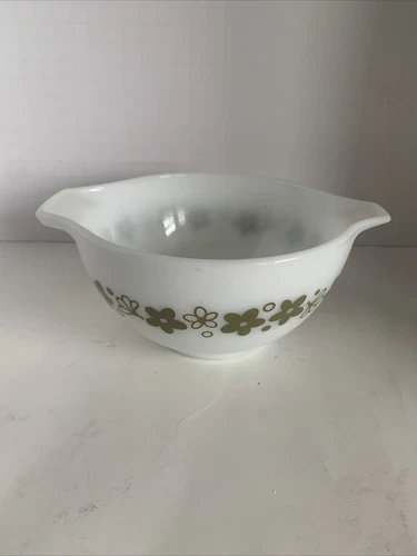 Vintage Pyrex 441 1-1/2 Pint Spring Blossoms Mixing Bowl Crazy Daisy