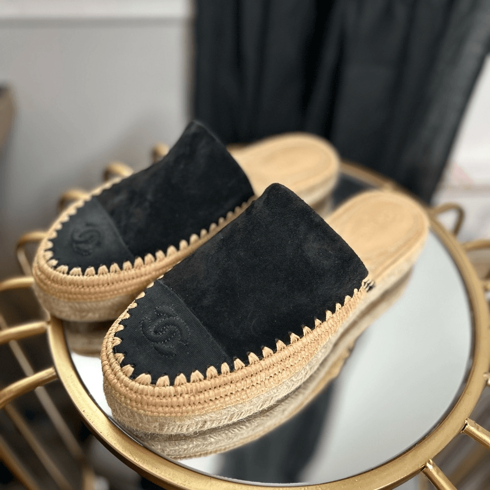 Chanel Flat Espadrille Mules New CHANEL Black Patent CC Backless