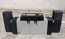 SMC NVFS5300-3FZ Pneumatic Solenoid Valve 110/120 VAC NVFS53003FZ TSC 