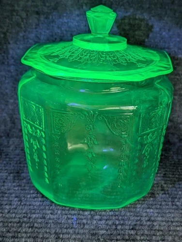 VTG ANCHOR HOCKING PRINCESS URANIUM VASELINE DECO DEPRESSION GLASS JAR LID