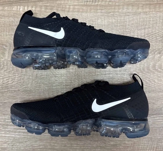 Nike Air VaporMax Flyknit 2 Black for Sale | Authenticity