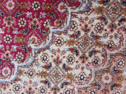 Fine Vintage Hand Made Traditional Oriental Wool Silk Wool Red Rug 203x123cm - Picture 6 of 12