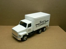 ERTL SEE'S CANDIES 1987 INTERNATIONAL DELIVERY BOX TRUCK