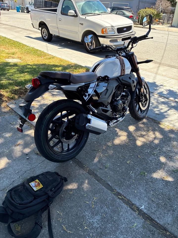 Lifan Kpm 200 2025 Foto 3 de 4