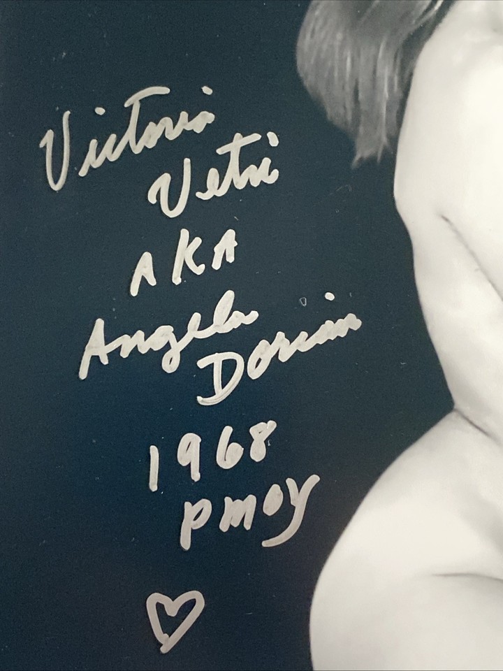 Playboy Playmate Angela Dorian Victoria Vetri Autographed 8x10 Photo eBay