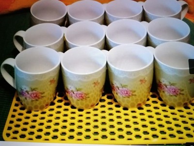 ROYAL NORFOLK schöne Kaffeebecher 12-er Set grün , Rosa Muster