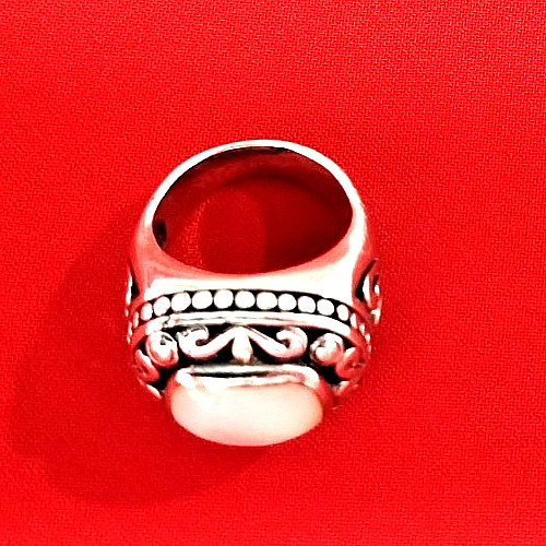 Witch Owned Sterling Filigree Ring, Gothic Symbolic Talisman of Power & Presence