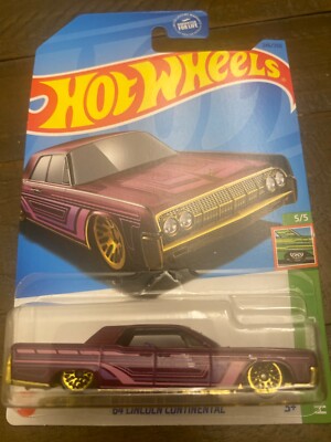 Hot Wheels 2023 64 Lincoln Continental Purple HW Slammed