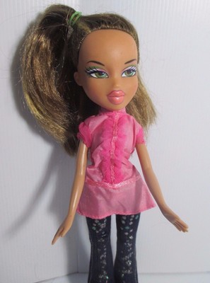 bratz doll with grey hair