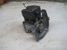 Shindaiwa T260 Weed Eater Trimmer 24.1 cc 2 Stroke Engine