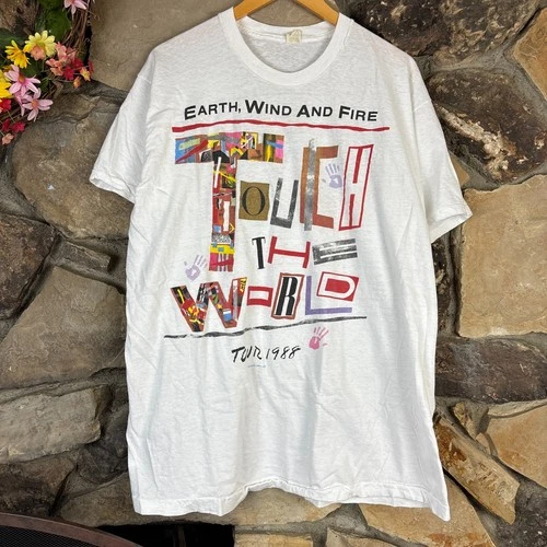 Earth Wind And Fire Touch the World Tour T Shir 1980s vintage concert t-shirt, vintage, size XL, single stitch, B+ condition