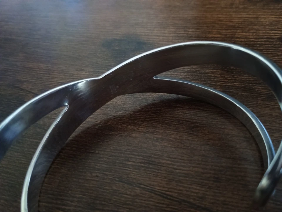 RARE RETIRED James Avery Crossover X Cuff Bracelet Sterling Silver 7.25" Around - Image 2 of 4