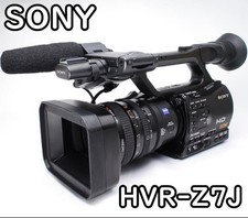 Sony HDV Camcorder HVR-Z7J with two batteries From Japan Language Japanese only