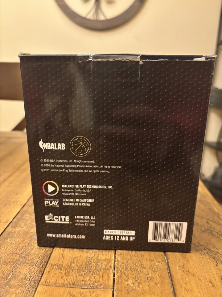 Luka Doncic NBA smALL-STARS MINIS Azul Oscuro Variante RARA Edición Limitada Nuevo Foto 3 de 4