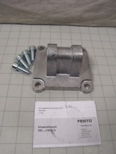 Festo SNCL-100 / 174409 Swivel Flange w/ Bolts NEW