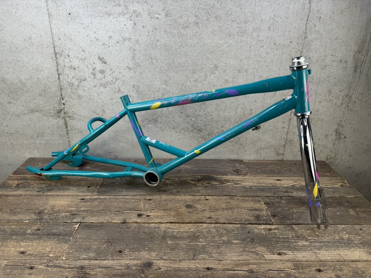 schwinn predator bmx Freestyle Frame And Fork 20” Vintage schwinn predator bmx Freestyle Frame And Fork 20” Vintage