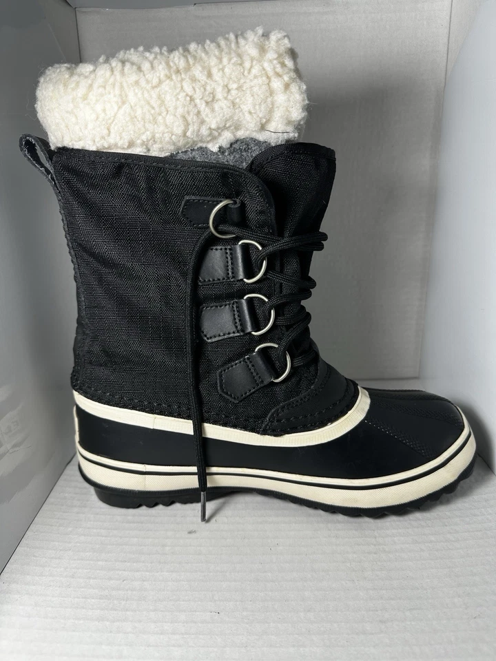 SOREL Winter Carnival Women's 8 Waterproof Snow Duck Boots Black White Faux Fur - Image 4 of 4