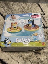 Splash Float Bingo Bluey Water Toys 2in1 Toddler Bath Toy w/Pour Cup Damaged Box