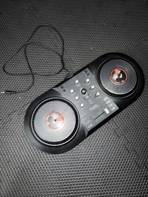Ion Discover DJ Computer DJ System Dual Turntable USB Controller Scratch MP3s