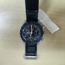 Mission To The Moon MoonSwatch