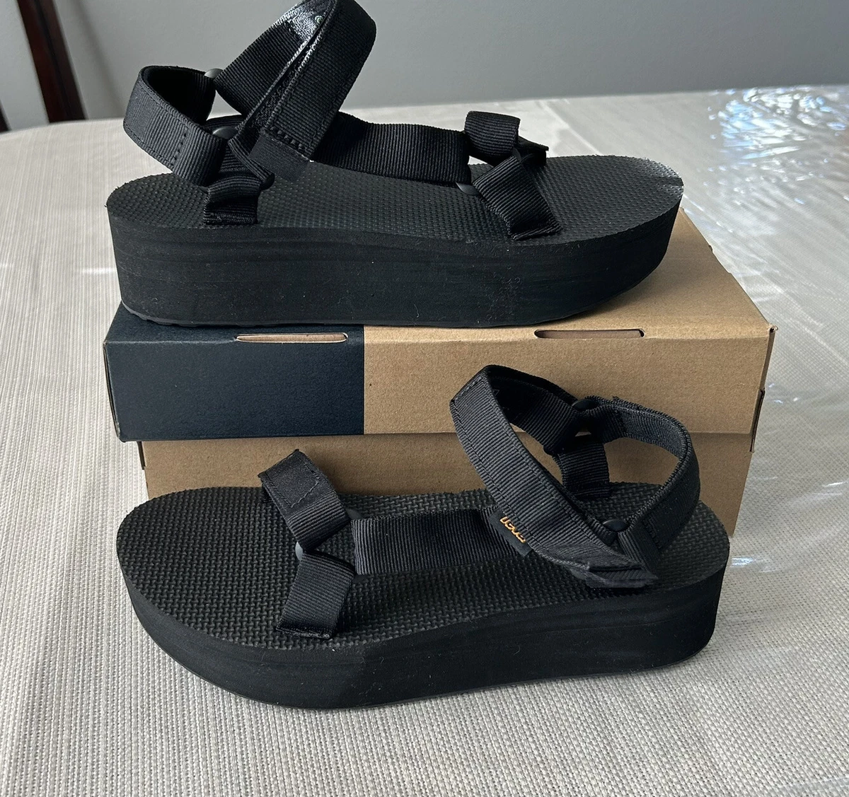 Flatform universal 2025