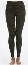 SPANX NWT Look at Me Now Leggings Green Camo Seamless size medium