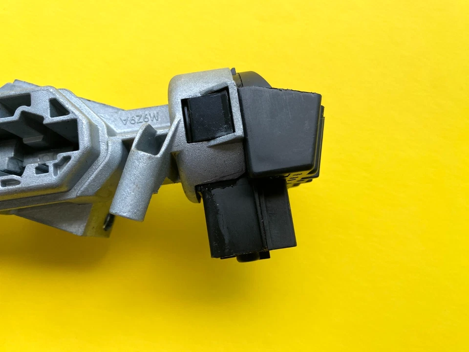 2009-2012 福特 FLEX IGNITION 开关锁带钥匙环 原始设备制造商 AA83-3F880-B — 第 3/4 张图片