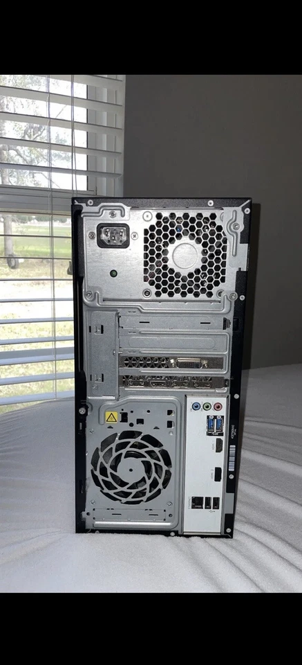 Desktop para jogos HP Pavilion 580-023W Core i5-7400 8GB 1TB HDD W10H GTX 1060 3GB - Imagem 3 de 4