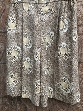 VTG 80s 90s Safari Walking Shorts Mom Tiger king Lion Cheeta Animal Print S