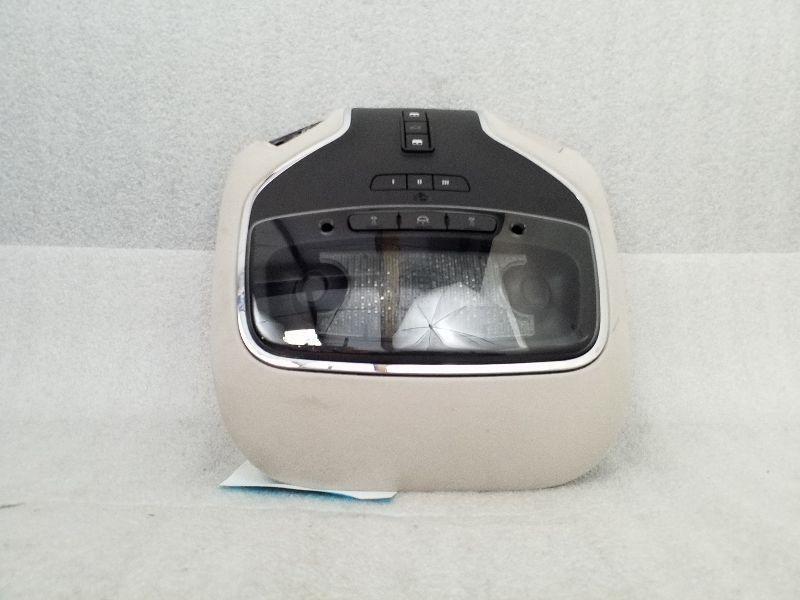2015 MASERATI GHIBLI Interior Dome Light - W/ Garage P/N 670070131 OEM