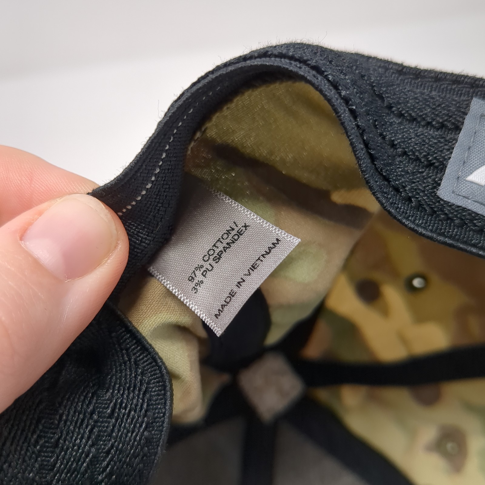 Cascade Windows Fitted Hat Multicolor Medium Embr… - image 10