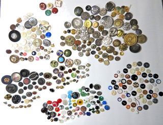 1 POUND of ANTIQUE BUTTONS All materials styles types colors & sizes