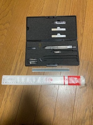 Drafting set DRAPAS compass with triangular scale  available