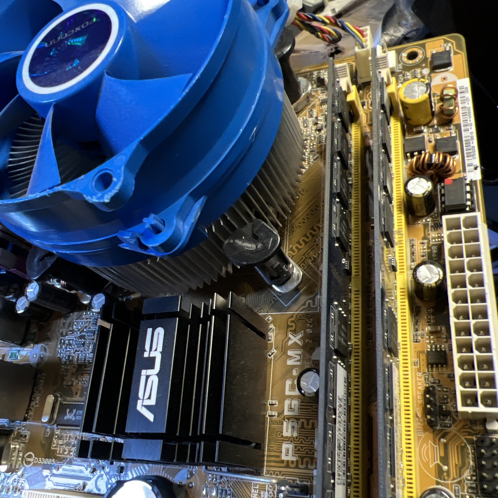 Asus P5GCMX/1333 Rev. 3.05G Socket LGA775/T DDR2 MicroATX Motherboard