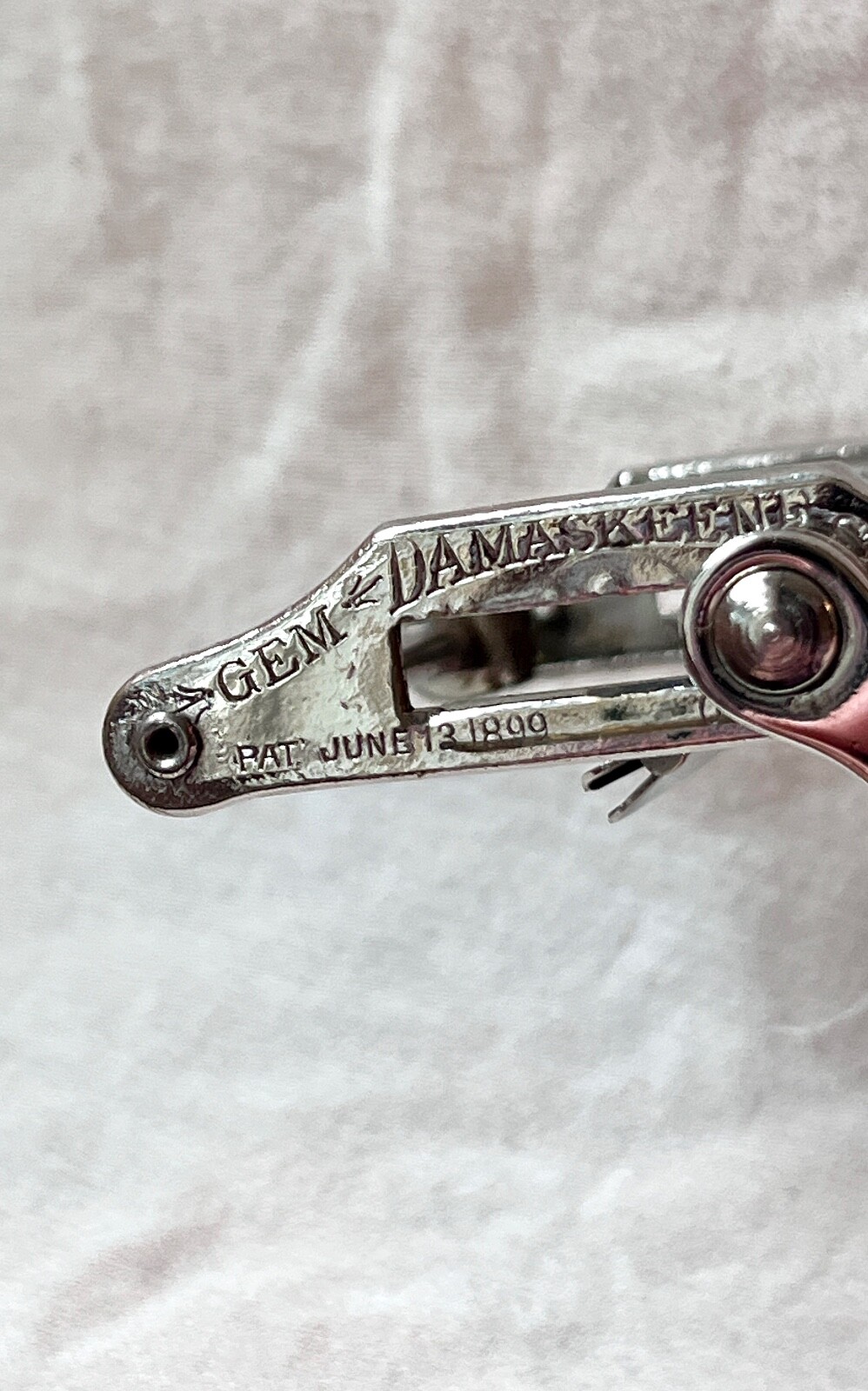 Vintage Antique 1899 Gem Cutlery Damaskeene Safety Razor Blade Stropper