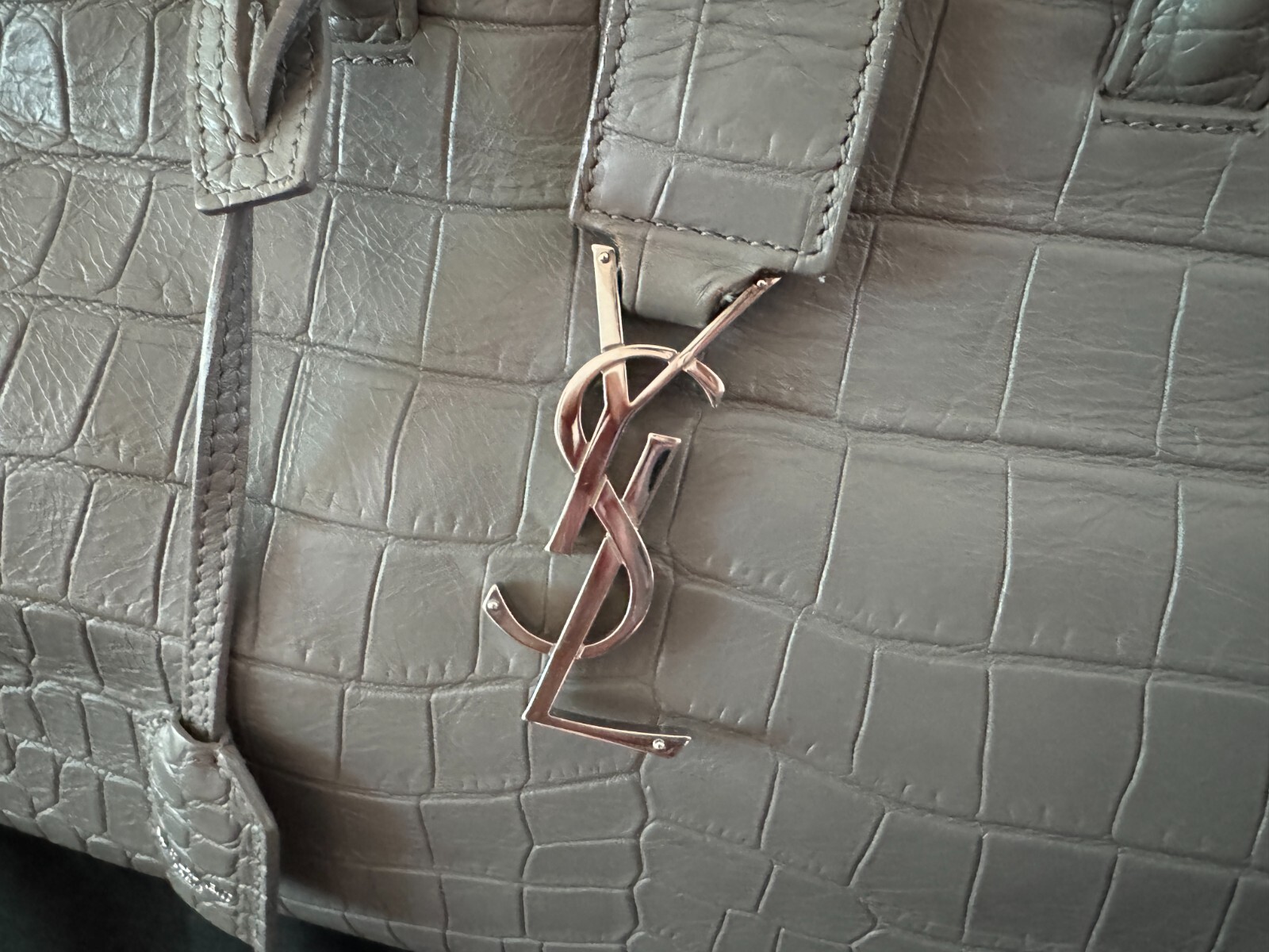 Borsa a tracolla Saint Laurent Downtown Cabas grigia in pelle