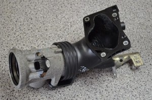 Mercedes Benz W204 C200CDI OM646 Mischgehäuse Ansaugrohr A6460900754 A6460980024