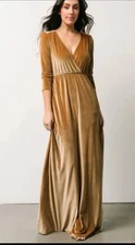 NEW Baltic Born Sofia Velvet Maxi Dress Size M Gold V Neck Formal Family Photos