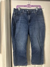 Women  s Lee Regular Fit Capri Mid Rise Size 14M; Dark Blue Color Lite Wash Fade