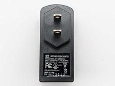 CABLES TO GO  22328  AC TO USB POWER ADAPTER - NEW