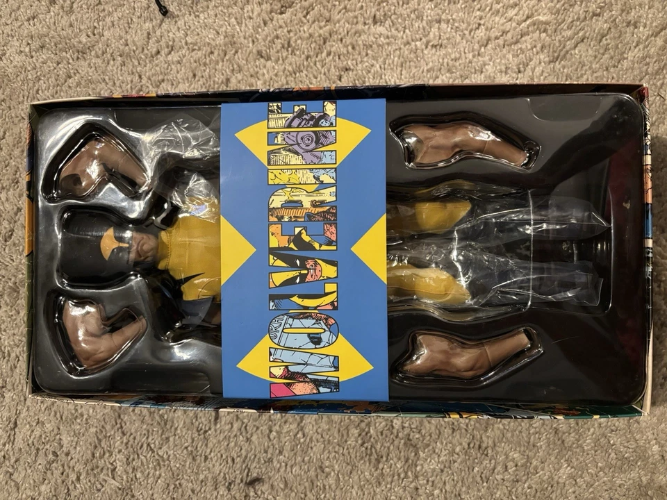 Sideshow Exclusive Marvel X-Men Wolverine 1/6 Scale Figure - Image 2 of 4