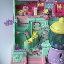 Shopkins Lil Secrets Mini Playset Sweet Retreat Candy Shop W/Doll Polly Pocket