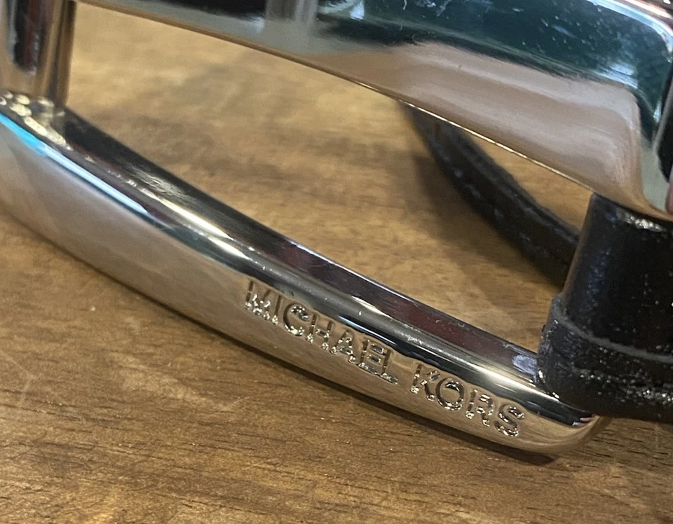 Cinturón Michael Kors de vinilo transparente y cuero con ojal XL Foto 3 de 4